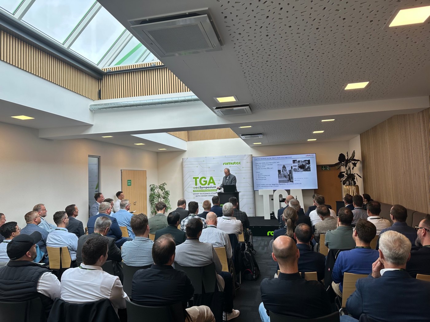 Blick in den Vortragsraum eines bisherigen TGA Symposiums